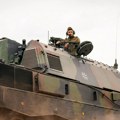 Ulice pune tenkova,: 800.000 vojnika maršira! Počinje "crvena oluja": Ovako će NATO odgovoriti na napad Rusije, grad u srcu EU…