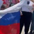 Haos i skandal: Gažena i zapaljena zastava Rusije zbog učešća na Svetskom prvenstvu