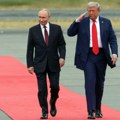 Putin ne pomera desnu ruku?! Mediji se razvikali sa teorijama zavere, pravi razlog je poznat već decenijama