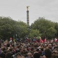 У Француској за сутра најављено 250 скупова широм земље, очекује се 800.000 људи