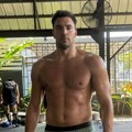 (Foto) Kakva zver od čoveka: Da li je moguće da ima 38 godina? Govorili su da je najlepši Srbin, a sada se skinuo i ženama…