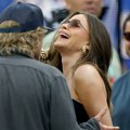 Ceo stadion se okretao za holivudskom lepoticom (53): Sofija Vergara najveća zvezda Svetskog prvenstva