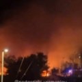 (Video) Gori jaz! Požar usred noći zahvatio jednu od najpoznatijih plaža kod Budve: Vatrogasci se bore sa vatrenom stihijom