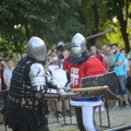 Srednjevekovni kamp, streličarstvo, konjički višeboj i turnir vitezova na festivalu „Zaštitnici tvrđave“ u Nišu