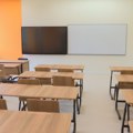 Pao plafon tokom nastave u osnovnoj školi u Kovilju, jedan učenik lakše povređen