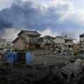 Prvi snimci razornog zemljotresa u Japanu: Začuo se snažan huk, počeo da puca beton na ulici, ljudi panično da beže…