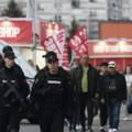 Gašić obišao policajce koji su obezbeđivali utakmicu i jedan tržni centar (VIDEO) (FOTO)