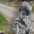 "Devojčica sa cuclom": Britanski mediji objavili veliki tekst o ubistvu Danke Ilić i "misterioznoj smrti" jednog od…