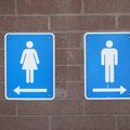 Velika Britanija: U restoranima i kancelarijama morađe biti odvojeni ženski i muški toaleti