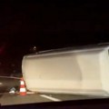 Prevrnuo se kombi kod Ljiga: Nesreća na autoputu "Miloš Veliki": Saobraćaj u kolapsu, ogromne kolone vozila mile…