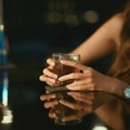 Zašto se žene brže napiju od muškaraca: Nauka objašnjava razlike u telu i mozgu