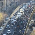 Iranci se sukobili s policijom tokom drugog dana protesta zbog ekonomskih problema i pada valute