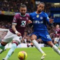 Čelsi nije preživeo crveni karton Fofane, Aston vila kiksnula