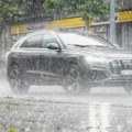 AMSS upozorava vozače: Vozite oprezno i na većem odstojanju zbog mokrih i klizavih kolovoza