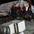 Snimak razornog potresa sa aerodroma u Karakasu: Zgrada se ruši, ljudi beže u panici