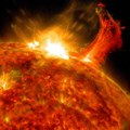 Džinovska pukotina se otvorila na Suncu: Solarna oluja juri ka Zemlji, evo šta nas tačno čeka