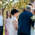 Gost nije došao na svadbu, mladenci mu poslali "kaznu" od 220 evra: Objava izazvala burnu raspravu