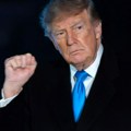 Tramp najavio: Amerika razmatra napad na Hute!
