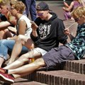 Anketa: Tri četvrtine tinejdžera u SAD srećno i mirno kada ne nosi mobilni telefon