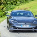 Tesla spušta cene automobila i u Evropi
