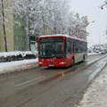 Saobraćaj na liniji 1 privremeno obustavljen zbog klizavog kolovoza u Goločelu