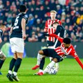 Spektakl u Ajndhovenu: AZ vodio dva puta, PSV slavi De Jonga