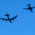 Dva ruska bombardera izvršila planirani let iznad Barencovog mora