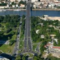 Slike govore sve! Pogledajte koliko blokadera foteljaša je zaustavilo saobraćaj na Brankovom mostu - maltretiranje građana…