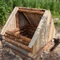 Došla da obiđe radove na kući prijatelja, pa pala u bunar dubok 12 metara - kada su je izvukli doktori zanemeli od šoka zbog…