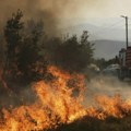 Šesti dan požara u Crnoj Gori, najkritičnije kod Podgorice! Još veći broj vatrogasnih jedinica ide u Pipere, situacija u…