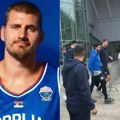 (VIDEO) Nikola Jokić i dalje fantom za srpske medije
