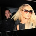 „Danas bi to bilo ilegalno“: Paris Hilton iskreno o intimnom snimku koji je objavljen kada je imala 19 godina