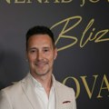 "Pevač mora da zna kako sa problematičnim ljudima" Nenad Blizanac o haosu na nastupima i obožavateljkama: Priznao da li mu je…