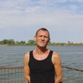 Surdučki Jozef K.: Tukli su me i vikali „Živeo Vučić“