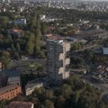 Ovo je jedna od najneobičnijih zgrada u Beogradu: Ima 17 spratova, a njen čudan oblik nije slučajan, evo zašto je baš takva…