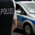 Horor u Nemačkoj, muškarac iz Srbije „mercedesom“ pokosio svoju bivšu ženu (19) i dete (1): „Davio ju je dok je…
