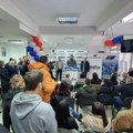 Nasilnici su u strahu jer znaju da Srbija pobeđuje Iz go SNS u Kragujevcu oštro osudili nasilje na Uniju žena (foto)