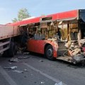 Petoro ljudi na reanimaciji Detalju tragedije kod Umke gde je došlo do sudara između autobusa i kamiona