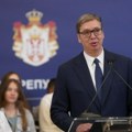 Predsednik Vučić: Dan nacionalne zastave je praznik srpskog naroda, ma gde on živeo