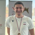 Slike Nikole iz Niša zbunjuju sve, a kriju neverovatnu priču: Jedva preživeo svoje rođenje, danas je šampion