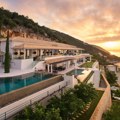 Mediteranski san: Umetnost bega od stvarnosti u Ultima Corfu