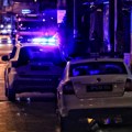 UZNEMIRUJUĆ SNIMAK Devojku na blokadi Novom Pazaru oborili i šutirali u grudni koš