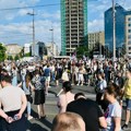Skup na poziv studenata u Beogradu: Građani iz više pravaca stigli na Slaviju