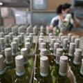 Trump upozorava Francusku: Nametnut ću vam carine na vino