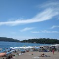Srpkinja preminula na Velikoj plaži Užas u Ulcinju: Odjednom joj pozlilo i srušila se, sumnja se da je ovo uzrok smrti
