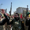 Stotine hiljada Iranaca se okupilo u Teheranu da iskažu spremnost da se bore