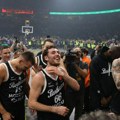 Komentator Evrolige trojku Pajole dočekao na srpskom, ostao u neverici posle derbija: “Trojkaaaa”