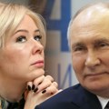 Katju zovu „ruska Barbika“ i navodno je zavela Putina: Špijunka zadužena za brutalnu cenzuru Kremlja opčinila „ruskog…