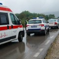 Несрећа у Ваљеву: Возач аутомобила мењао траку па оборио мотоциклисту, са повредама превезен у болницу
