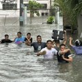 Osam osoba poginulo i nevremenu na Filipinima: U Manili proglašena vanredna situacija zbog dolaska tajfuna Gemi